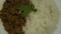 Carne picada com arroz branco