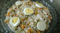 Arroz com atum e legumes