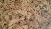 Macarrão com frango rápido