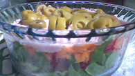 Salada colorida com creme