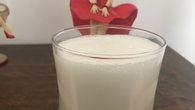 Suco de abacaxi com leite de coco