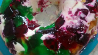 Sobremesa de morango com gelatina