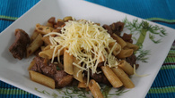 Penne com filé mignon