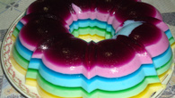 Gelatinas coloridas em camadas