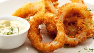 Lulas fritas com molho tártaro