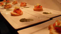 Bruschetta com molho pesto