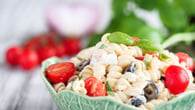 Salada de macarrão de preguiçoso
