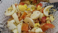 Salada de tomate com ovo cozido