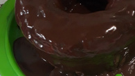Calda de chocolate para bolo de cenoura