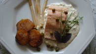 Salmão com creme de aspargos