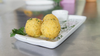 Bolinho de mandioca com recheio