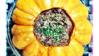 Abóbora moranga recheada com carne seca feita no micro-ondas