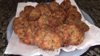Bolinho de arroz com carne moída
