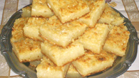 Bolo de mandioca ralada