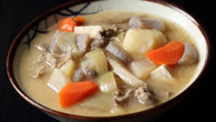 Tonjiru (sopa de missô com carne de porco)
