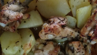 Coxa de galinha com batatas no forno