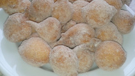Bolinho de chuva sequinho e delicioso