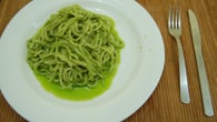Espaguete ao pesto de couve