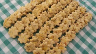 Biscoito salgadinho de cebola