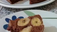 Bolo vegano sem ovo, de banana e chocolate 