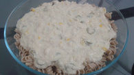 Macarrão com atum ao molho branco