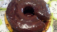 Bolo de café com chocolate simples