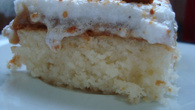 Bolo de coco e café