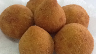 Coxinha de massa cozida