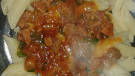 Macarrão rápido com linguiça