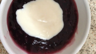 Sagu ao vinho tinto com creme de baunilha