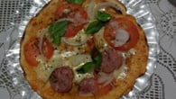 Pizza de liquidificador na frigideira