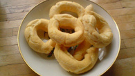Biscoitos de polvilho fritos