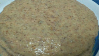 Bolo de amendoim recheado