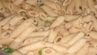 Salada de penne com atum