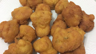 Bolinho salgado frito da vovó (delicioso e fácil)