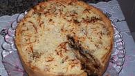 Torta de abacaxi, ameixa e coco