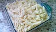 Penne cremoso com ervas
