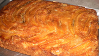 Torta de banana caramelada fácil
