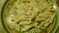 Camarão com penne aos quatro queijos