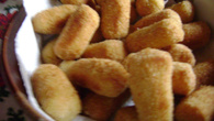 Croquete de milho e queijo