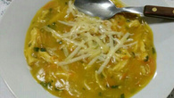 Sopa de batata baroa, frango e curry
