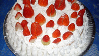 Torta de morango com chantilly