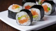 Sushi de salmão