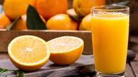 Suco de laranja com mamão