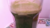 Suco detox de couve maçã e limão
