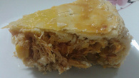 Empadão de frango de massa com óleo