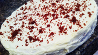Bolo red velvet com mousse creamcheese