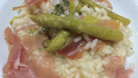 Risoto de aspargo fresco com presunto de parma
