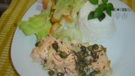 Salmão com alcaparras e ervas
