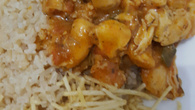 Peito de frango ensopado com alho poró
